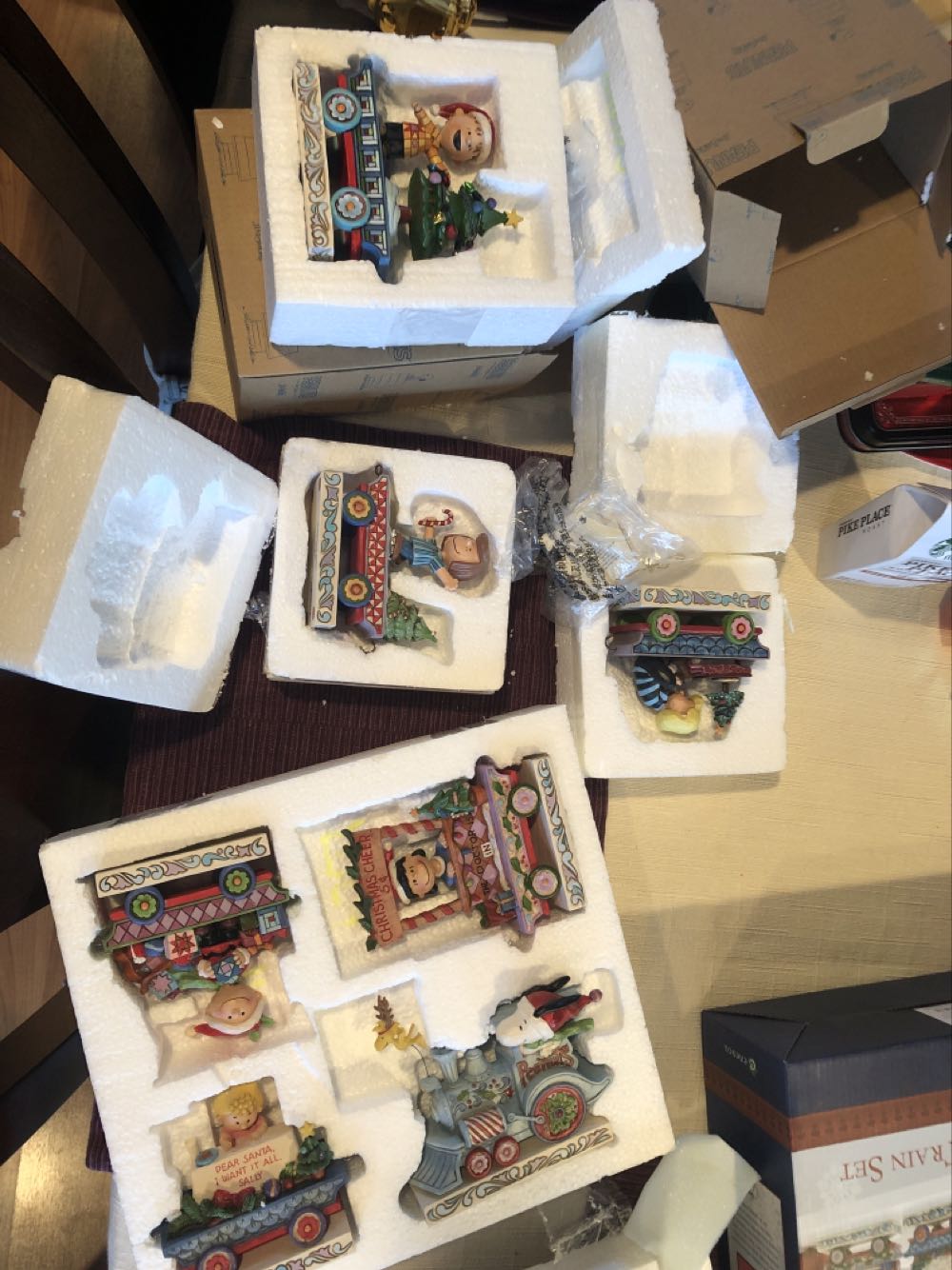 Jim Shore Linus Train Car Figurine 4.72” Multicolor  ornament collectible [Barcode 045544960281] - Main Image 2