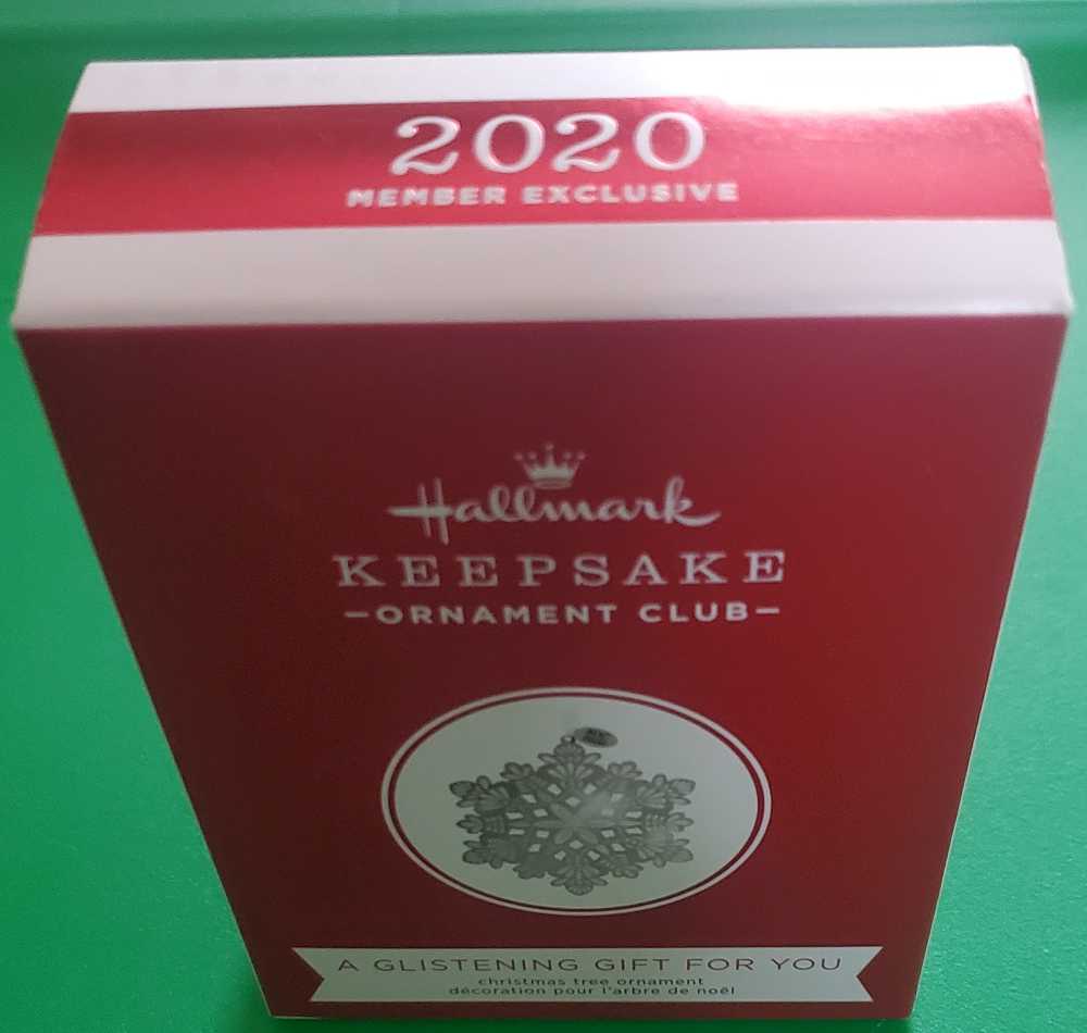 A Glistening Gift For You - Snowflake (Snowflake) ornament collectible [Barcode 763795672219] - Main Image 3