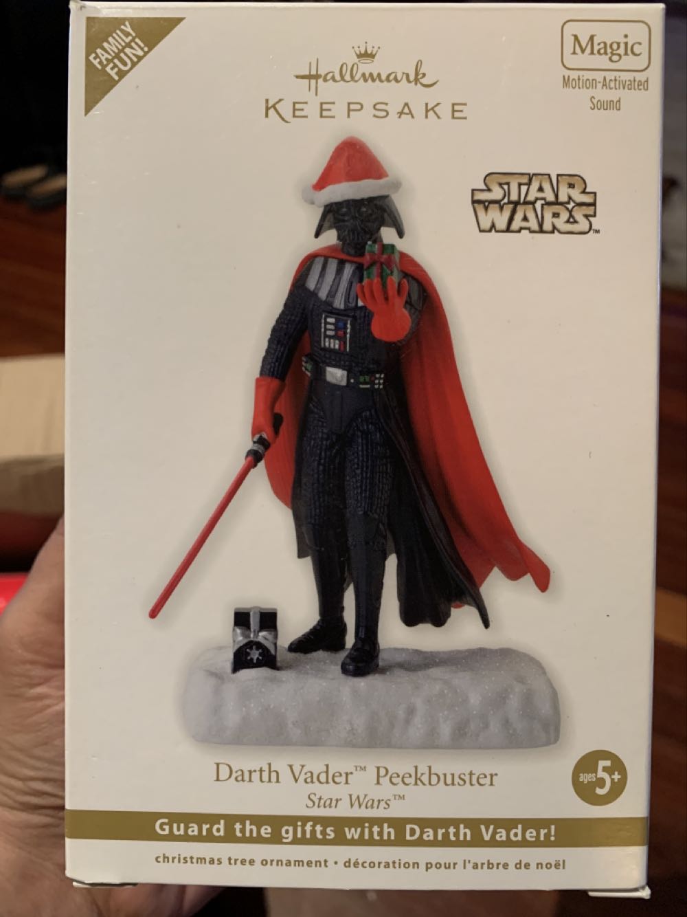 SW Darth Vader Peekbuster  ornament collectible - Main Image 1