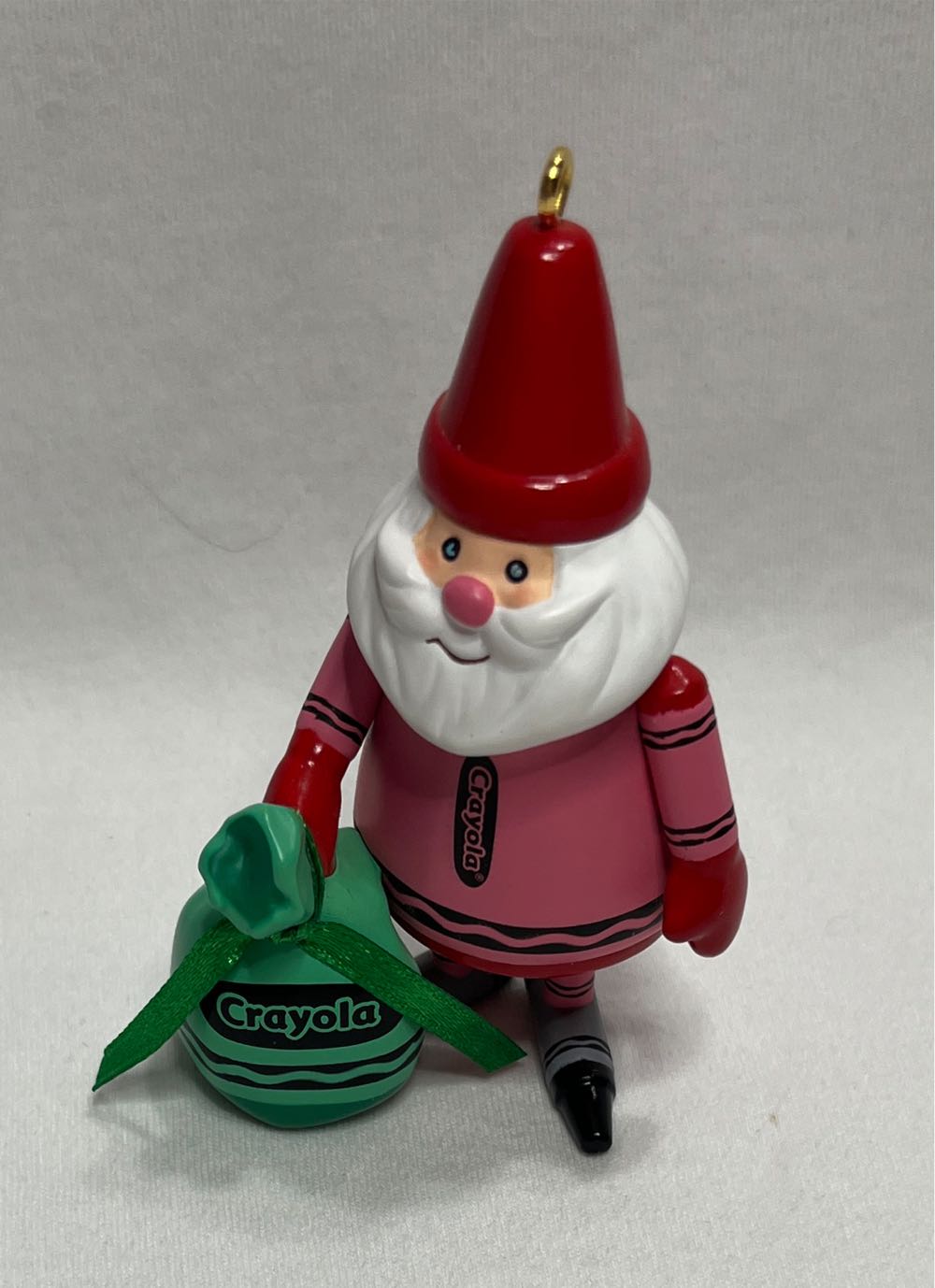 Colorful Santa - Crayola Crayons (Crayola) ornament collectible [Barcode 795902090791] - Main Image 3