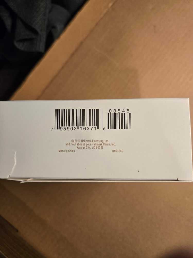 St. Nicholas Hallmark Ornament - None ornament collectible [Barcode 795902163716] - Main Image 3