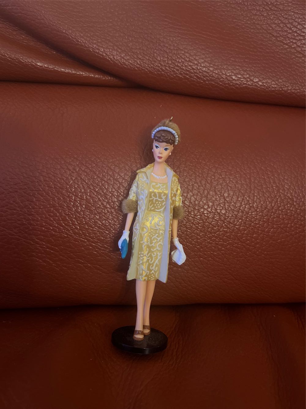 Evening Splendor - Ornament Debut (Nostalgic Barbie) ornament collectible [Barcode 015012954166] - Main Image 3