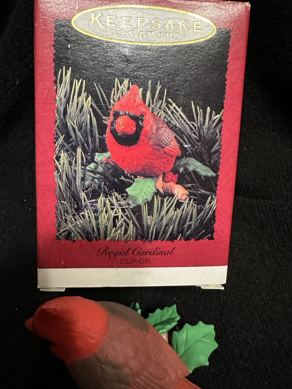 Regal Cardinal  (Birds) ornament collectible [Barcode 015012336405] - Main Image 4