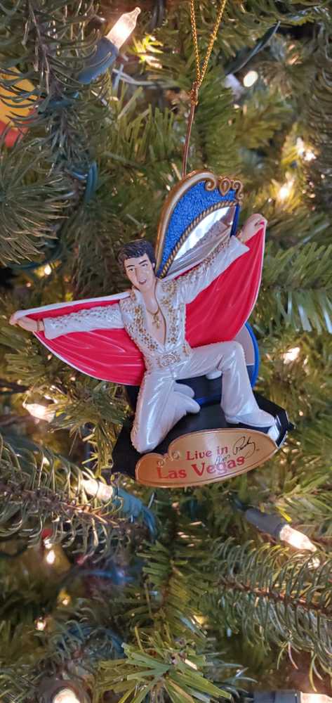 Nutcracker - Red With Trumpet