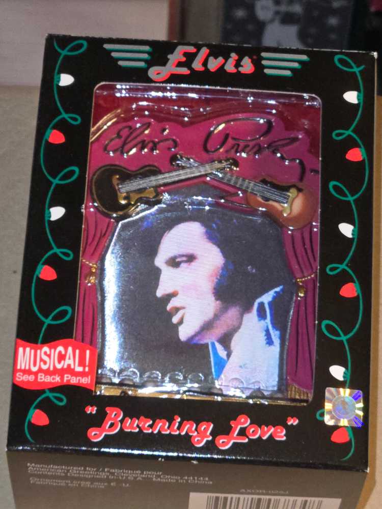 Elvis Burning Love By American Greetings   ornament collectible [Barcode 661526068648] - Main Image 4