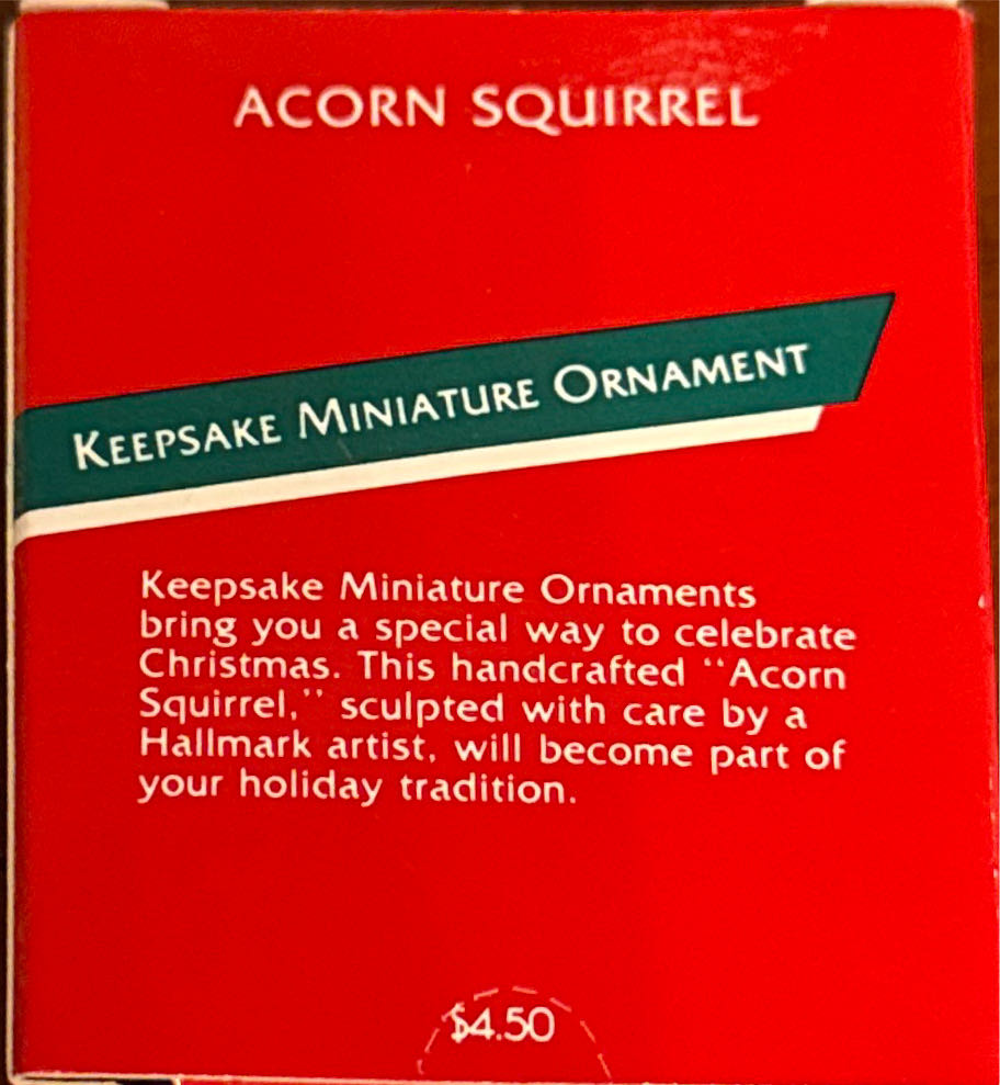 Miniature Acorn Squirrel  (Squirrel) ornament collectible - Main Image 2