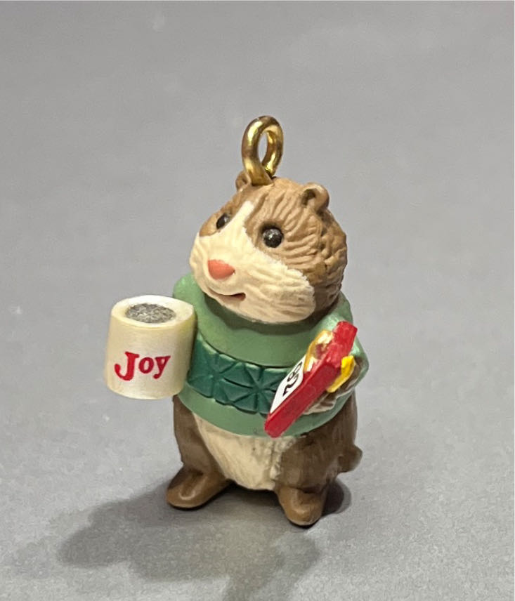 Gerbil, Inc  (Gerbil) ornament collectible [Barcode 070000064401] - Main Image 3