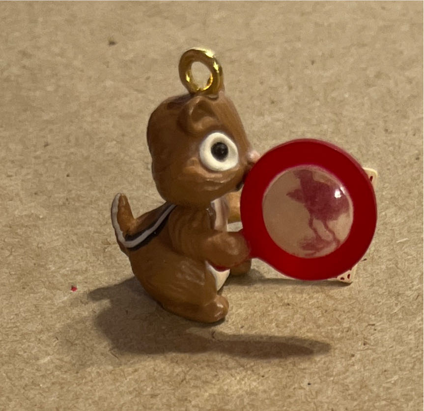 Miniature Stamp Collector - Miniature (Miniature) ornament collectible [Barcode 070000027659] - Main Image 3