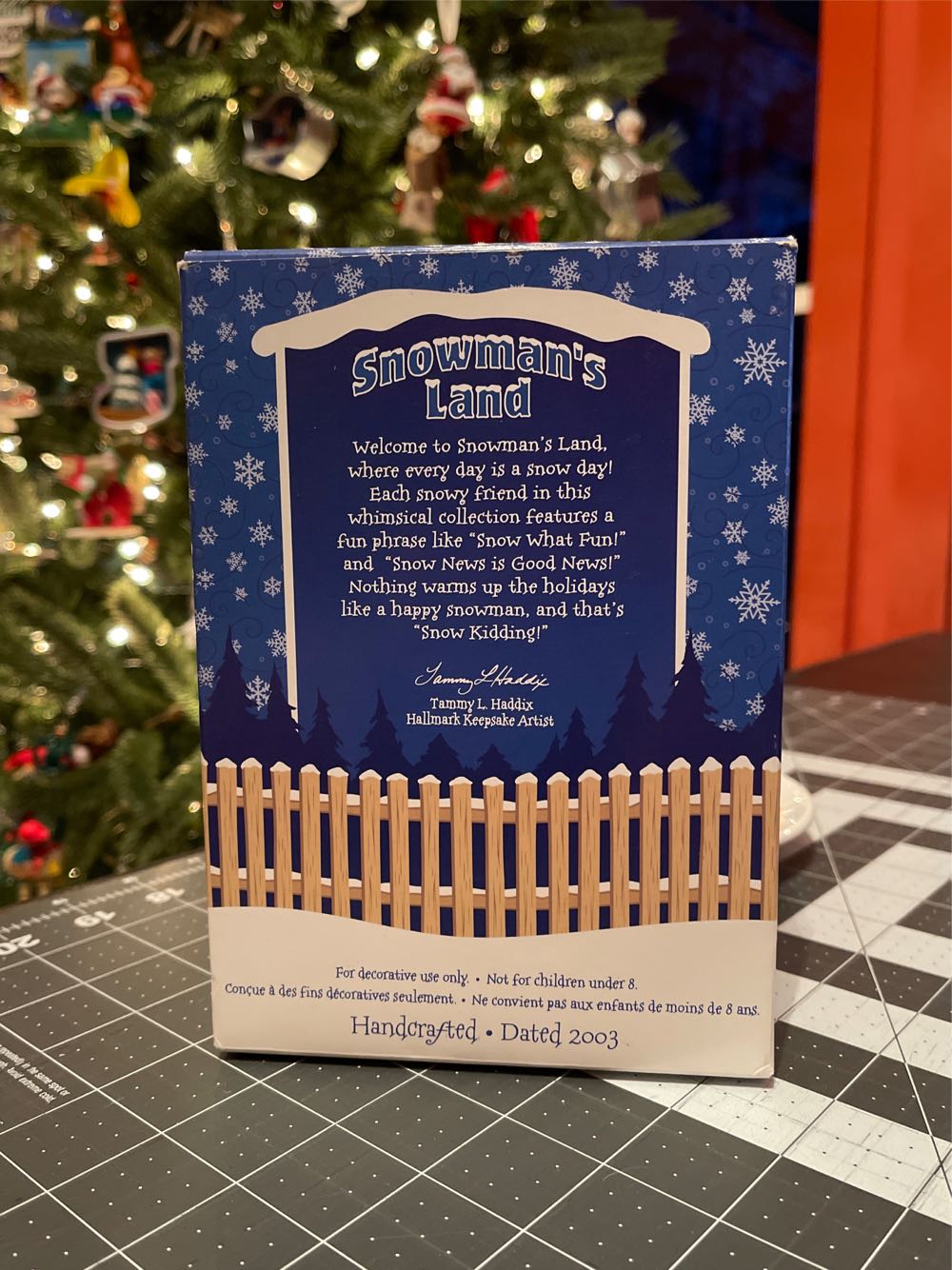 Snow News Is Good News - Snowman’s Land (Snowman) ornament collectible [Barcode 015012758153] - Main Image 2