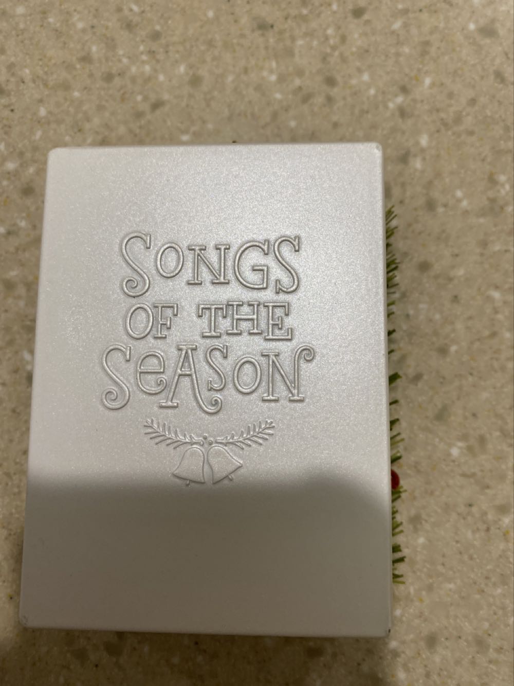 Songs Of The Season - KOC Collector’s Club Member Exclusive (Songs Of The Season) ornament collectible [Barcode 763795368310] - Main Image 3