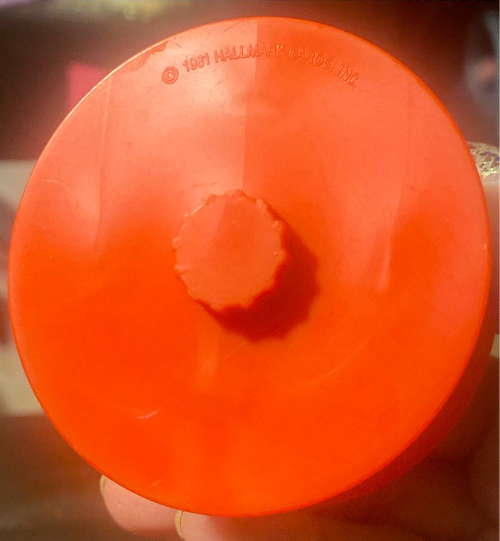 Skaters Carousel - Twirl About Motion (Dated) ornament collectible - Main Image 3