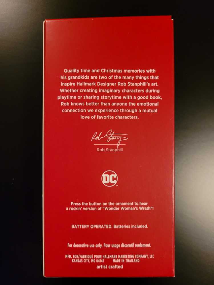 Wonder Woman Rocks! - Wonder Woman (Superheroes) ornament collectible [Barcode 763795615209] - Main Image 2