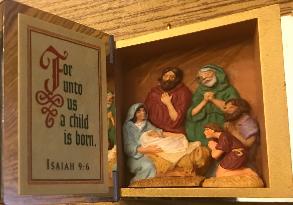 Nativity The Good Book - Nativity (None) ornament collectible [Barcode 015012565041] - Main Image 3