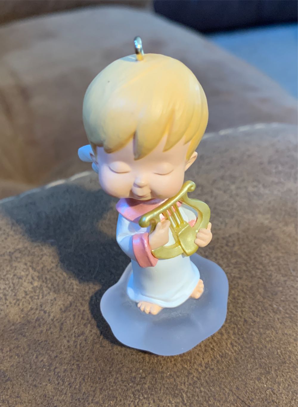 Mary’s Angels #14 Chrysantha 2001 - Mary’s Angels (Collectable Series) ornament collectible [Barcode 015012586930] - Main Image 3