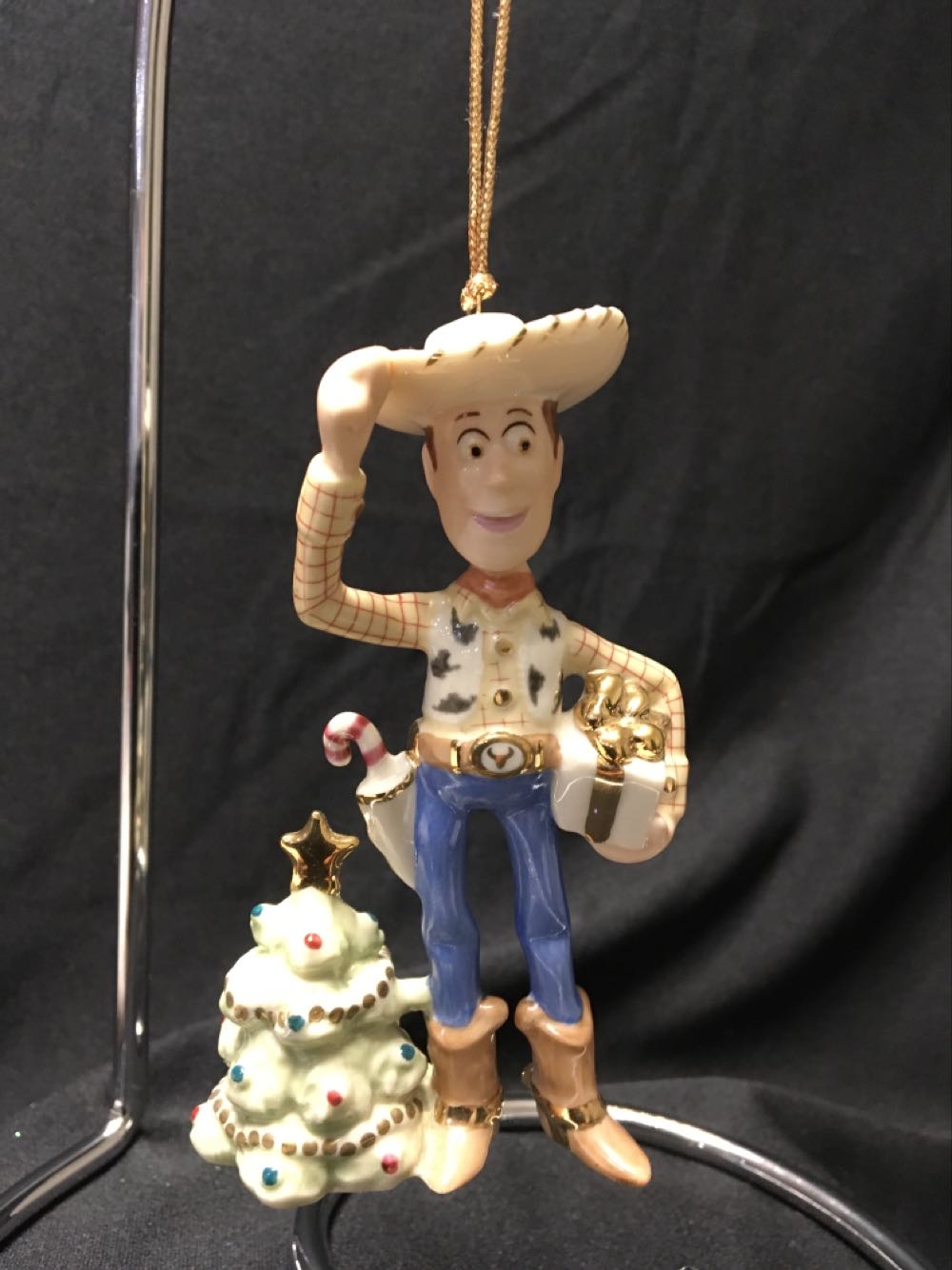 Peanuts Christmas Lights Charlie Brown Tree Skirt