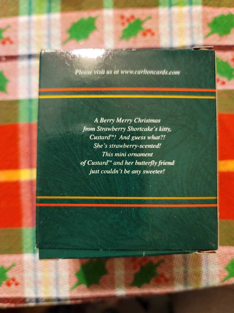 A Berry Merry Christmas From Custard - Strawberry Shortcake (Strawberry Shortcake) ornament collectible [Barcode 661526033172] - Main Image 2