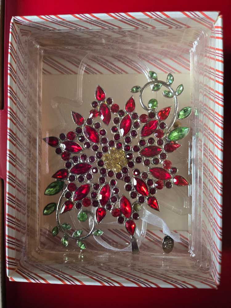 Sparkling Poinsettia - Premium Keepsake Ornament (Hallmark Keepsake) ornament collectible [Barcode 763795463756] - Main Image 2