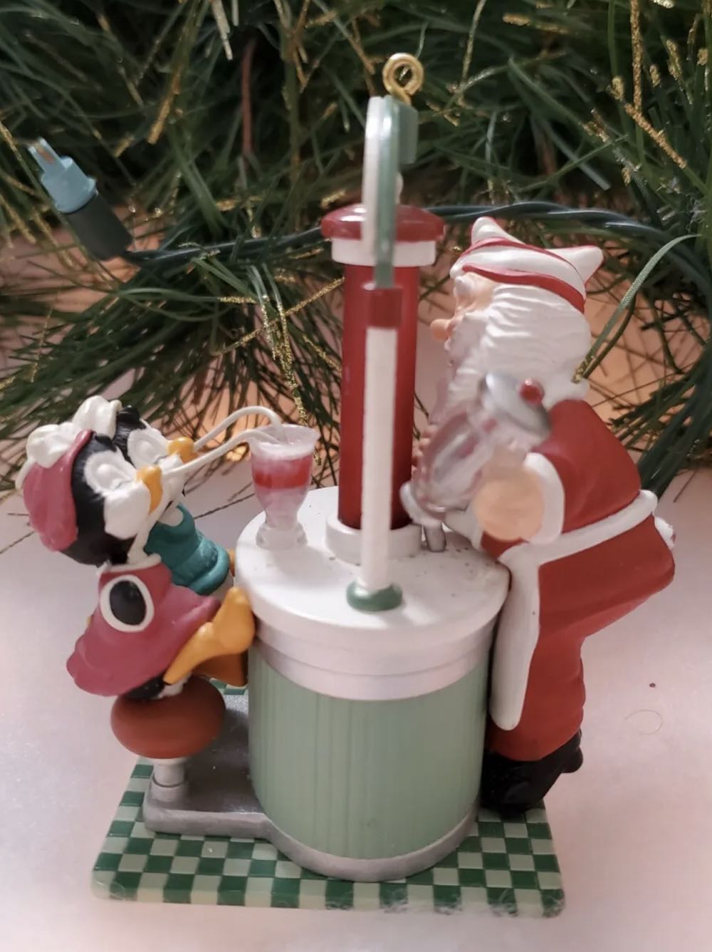 Sharing A Soda - Magic Light & Sound (Santa Claus) ornament collectible [Barcode 015012279665] - Main Image 3