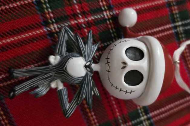 Jack Skellington 25th Anniversary  ornament collectible [Barcode 763795424627] - Main Image 2