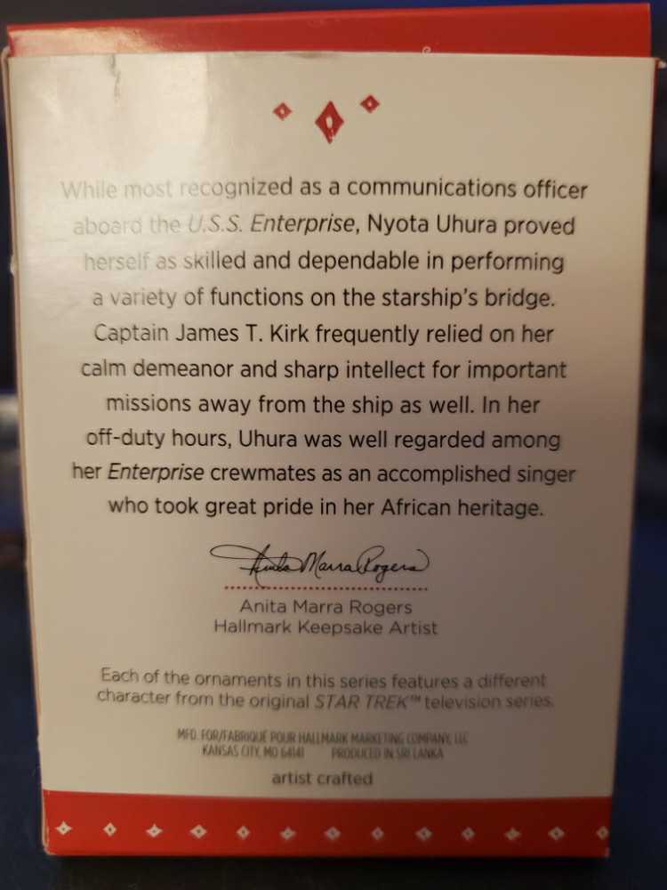 Star Trek Legends: #6 Lieutenant Nyota Uhura - Star Trek: Legends (Star Trek) ornament collectible [Barcode 763795969074] - Main Image 3