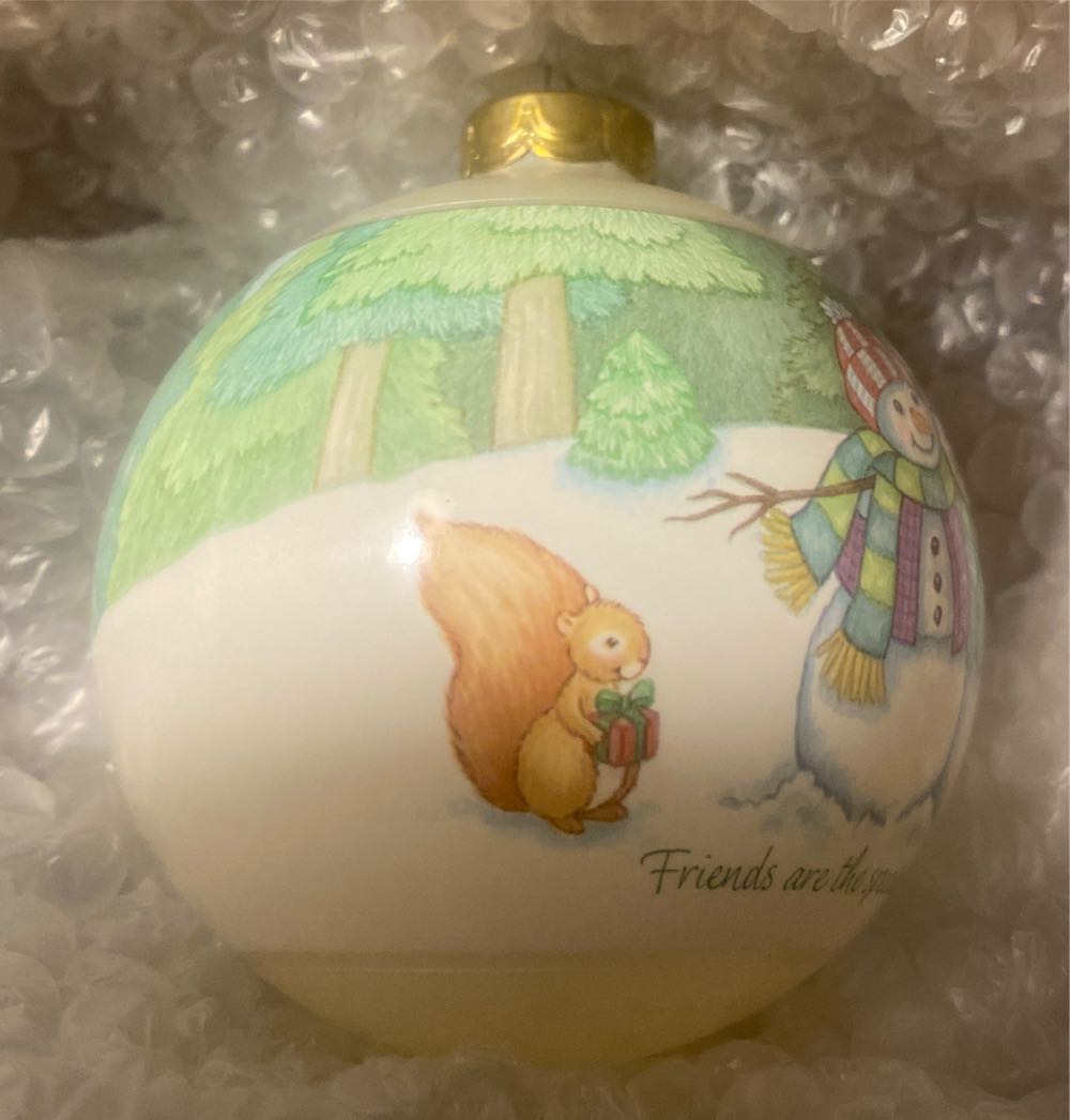 Hallmark Keepsake. Christmas. Glass Ornament. 2001. Winter Friends. Designed By Tammy Haddix. - Glass Ball Ornament (Winter Friends) ornament collectible [Barcode 015012629927] - Main Image 2