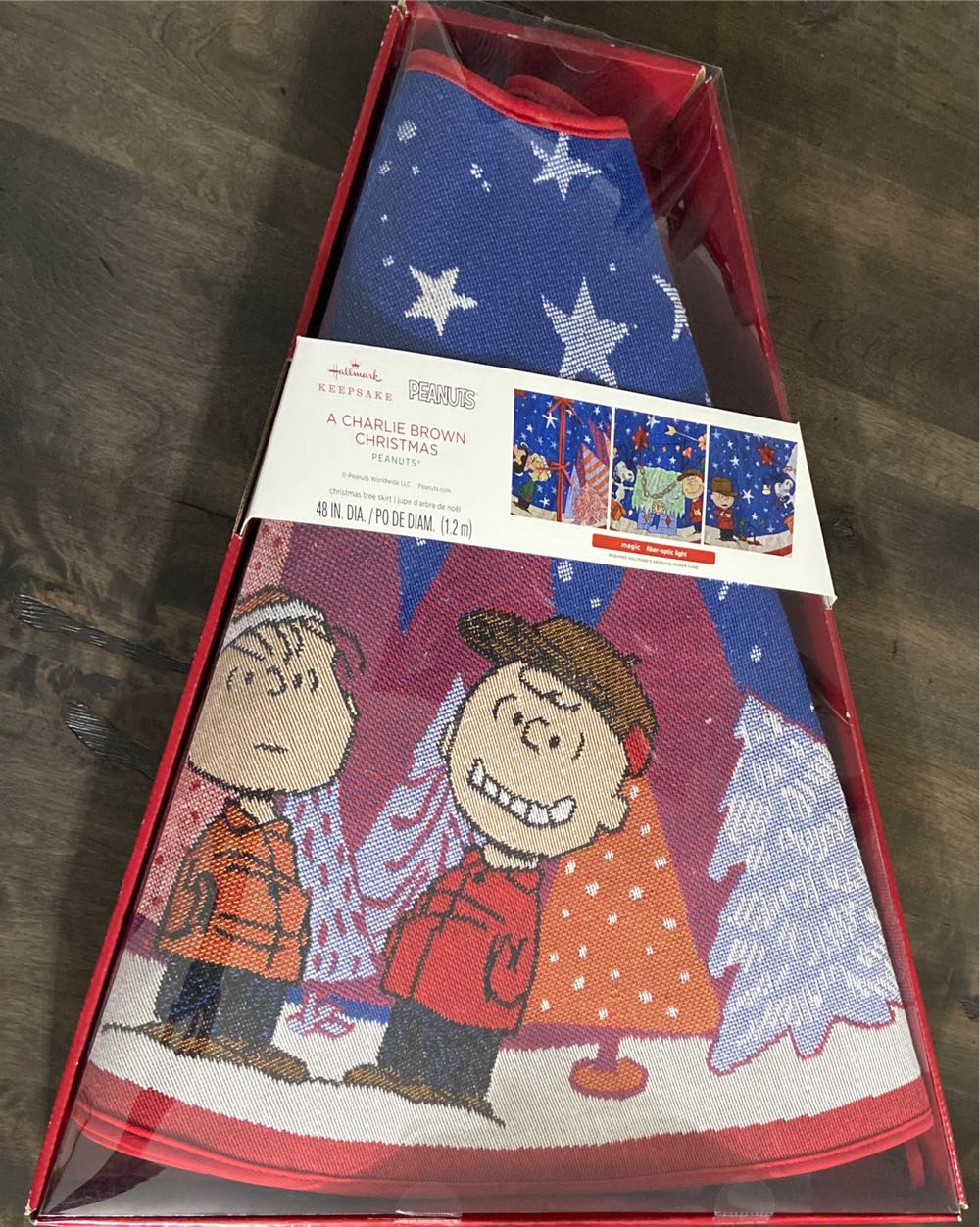 Peanuts Christmas Lights Charlie Brown Tree Skirt - Tree Skirt (Peanuts) ornament collectible [Barcode 763795483082] - Main Image 2