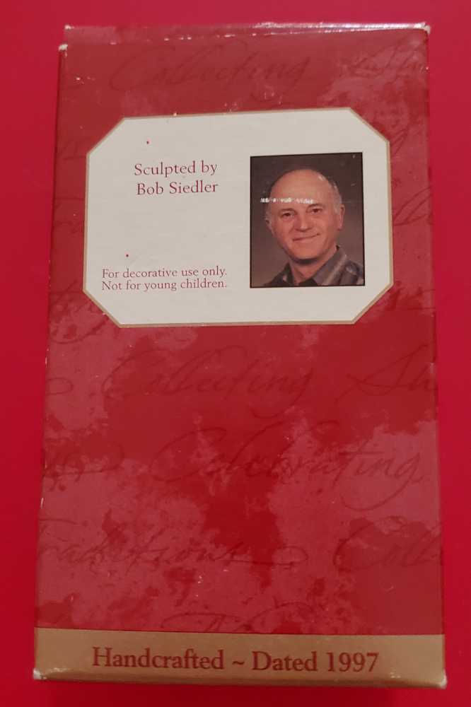 Mom - Family (Mom) ornament collectible [Barcode 015012377071] - Main Image 2