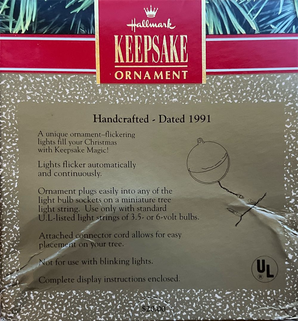 Mole Family Home - Magic Plug-in (MAGIC: Flickering Light) ornament collectible [Barcode 070000027543] - Main Image 2