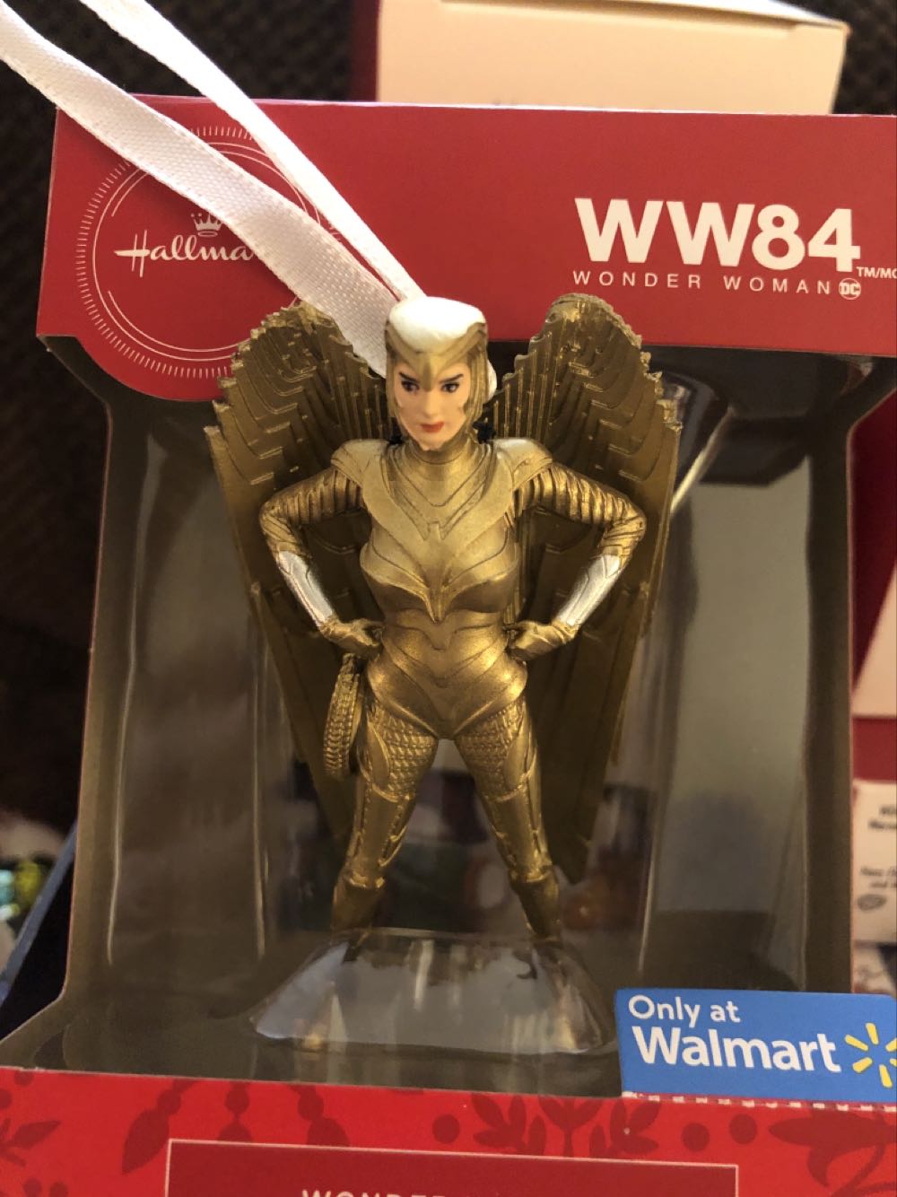 Wonder Woman - DC Comics (Wonder Woman) ornament collectible [Barcode 763795693054] - Main Image 2