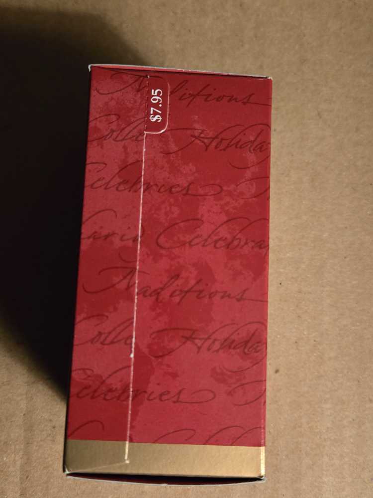 Love To Sew - Angel (Sewing) ornament collectible [Barcode 015012375411] - Main Image 4