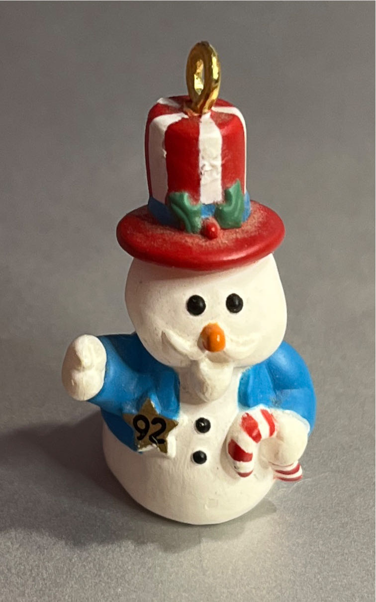 Miniature Cool Uncle Sam  (Snowmen) ornament collectible [Barcode 070000027635] - Main Image 3