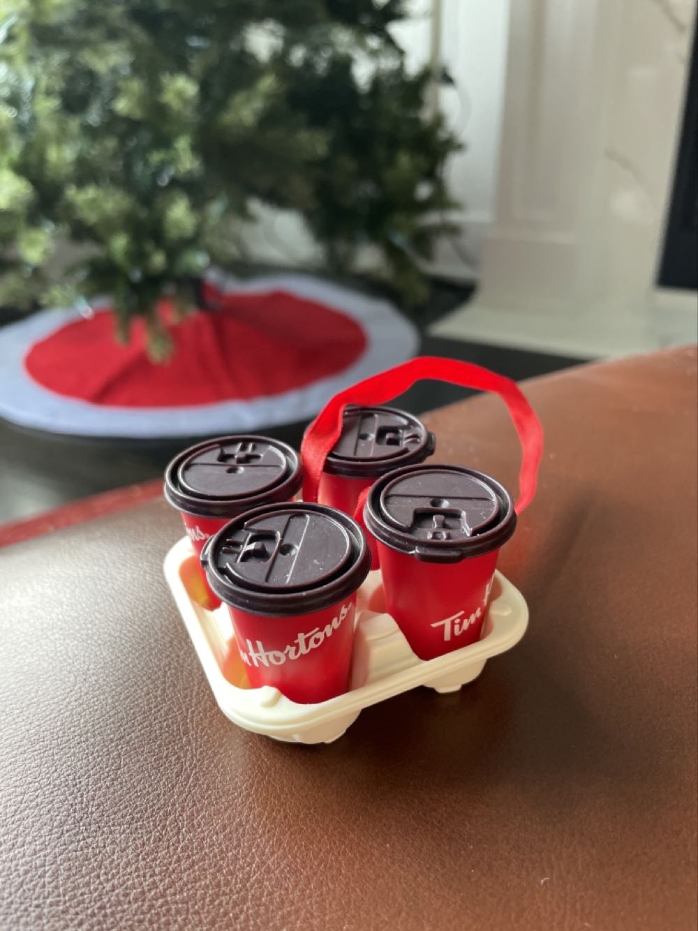 Tim Hortons: Coffee Tray - Tim Hortons (Coffee Shop) ornament collectible [Barcode 866762000340] - Main Image 2