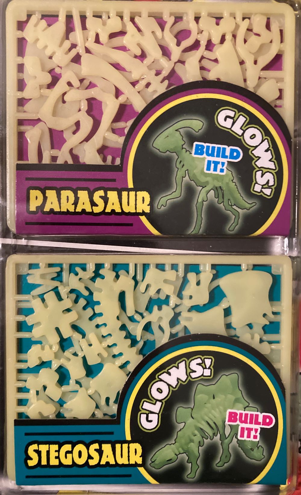 Jaru Inc. Dino World Glow Fossils Dinos May Vary - Lil Man ornament collectible [Barcode 075656017429] - Main Image 2