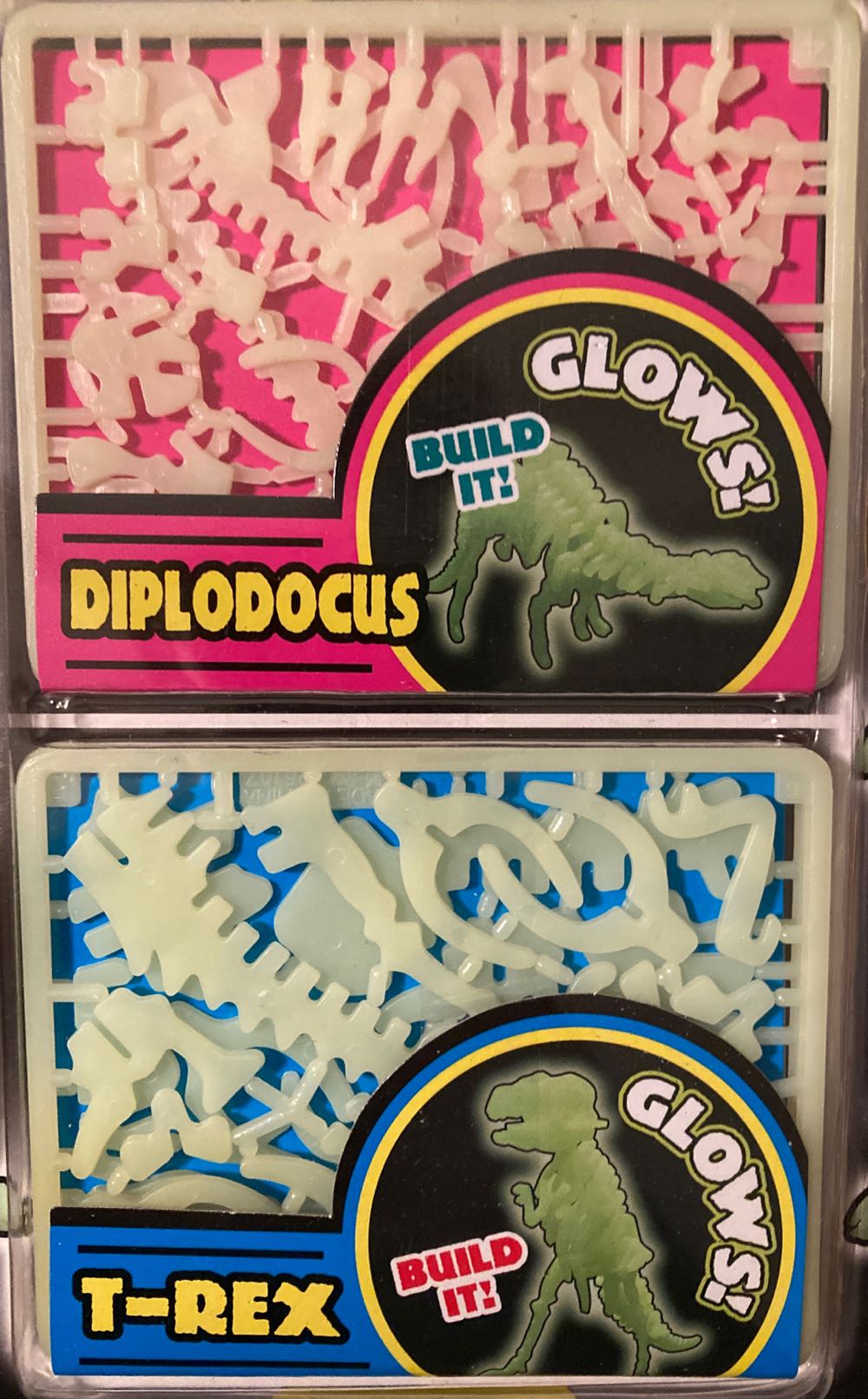 Jaru Inc. Dino World Glow Fossils Dinos May Vary - Lil Man ornament collectible [Barcode 075656017429] - Main Image 3