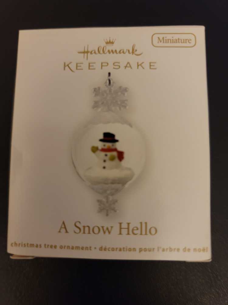 A Snow Hello - Miniatures (Snowman) ornament collectible [Barcode 795902277826] - Main Image 2