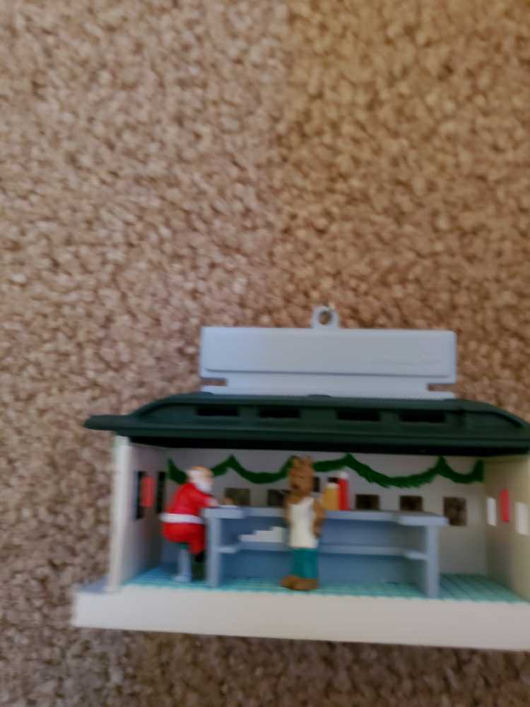 donder s diner 1990  ornament collectible - Main Image 2