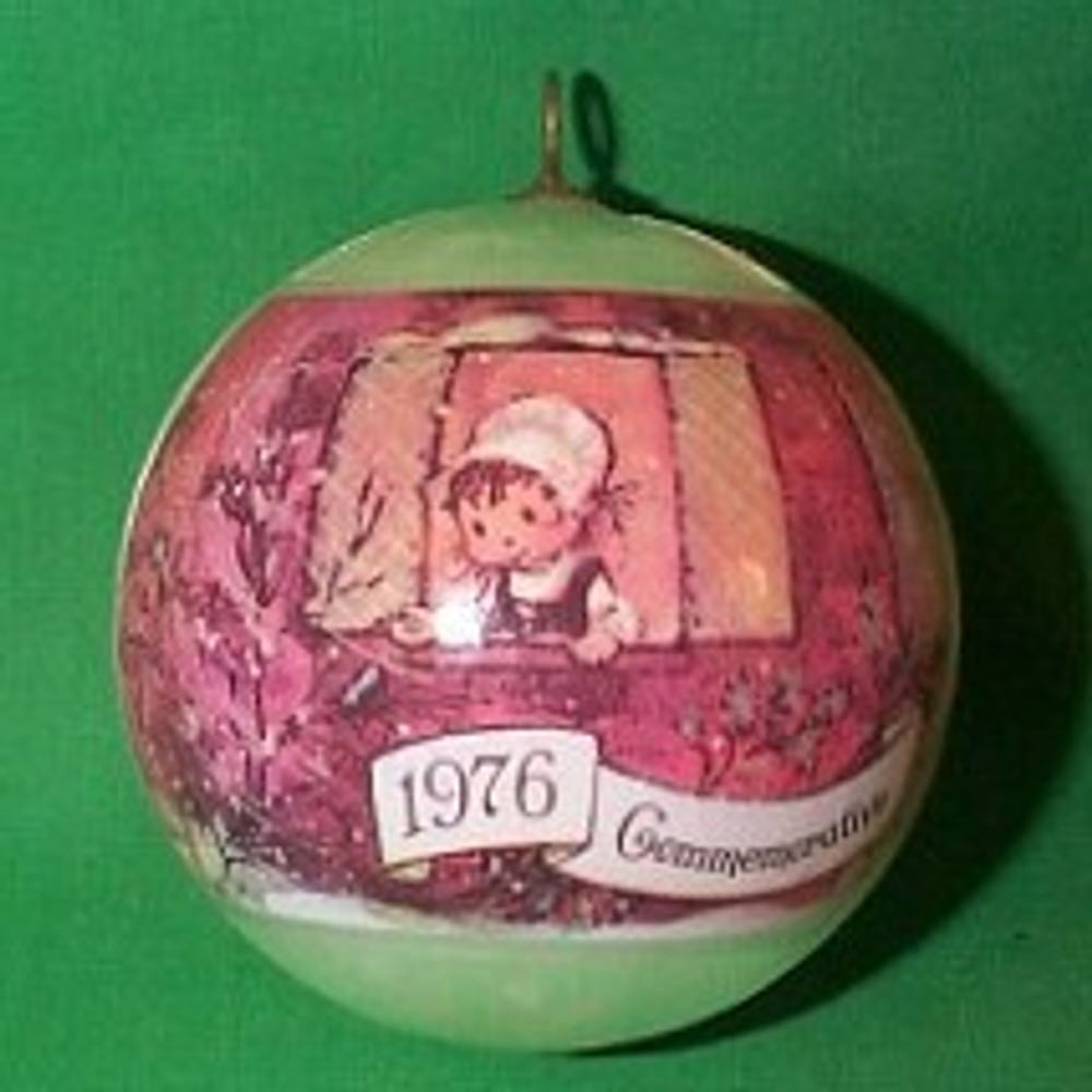 1976 Commemorative  (Ball) ornament collectible - Main Image 2
