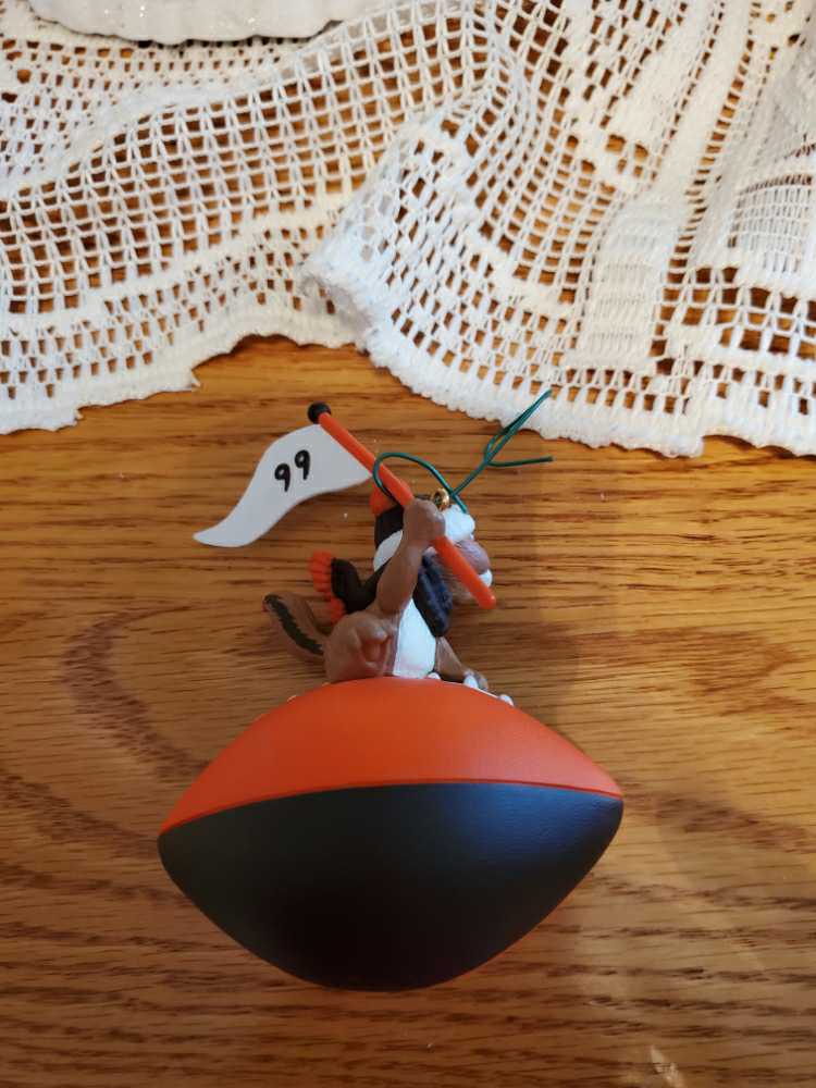 Go Bowns 99 - NFL Collection ornament collectible - Main Image 2