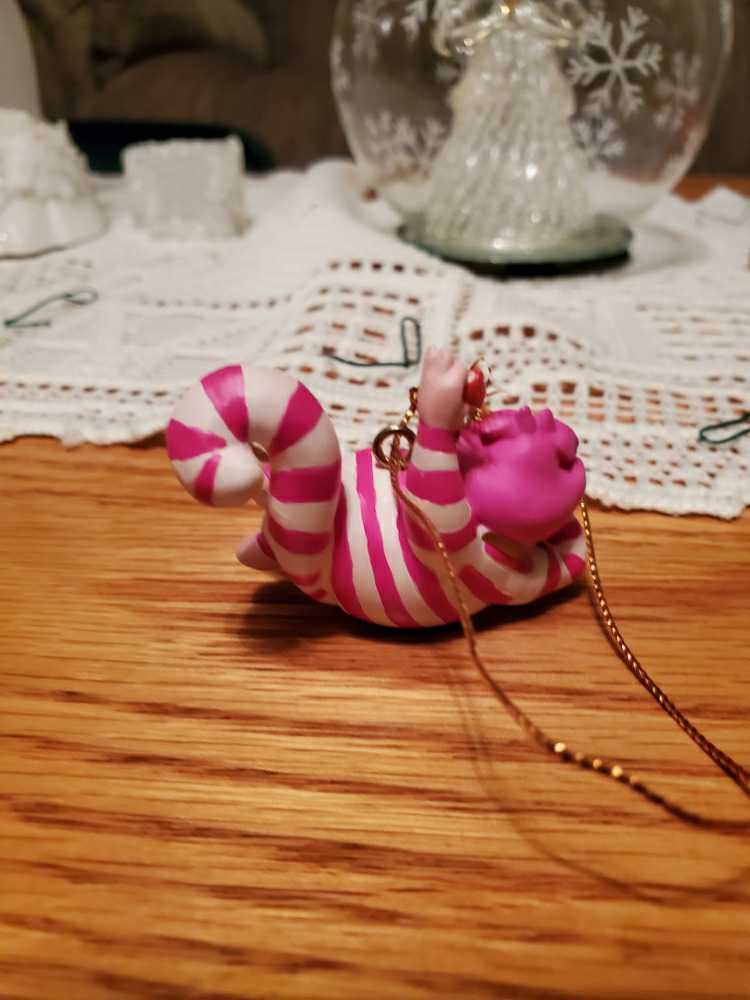 Cheshire Cat Lying on Side  ornament collectible - Main Image 2