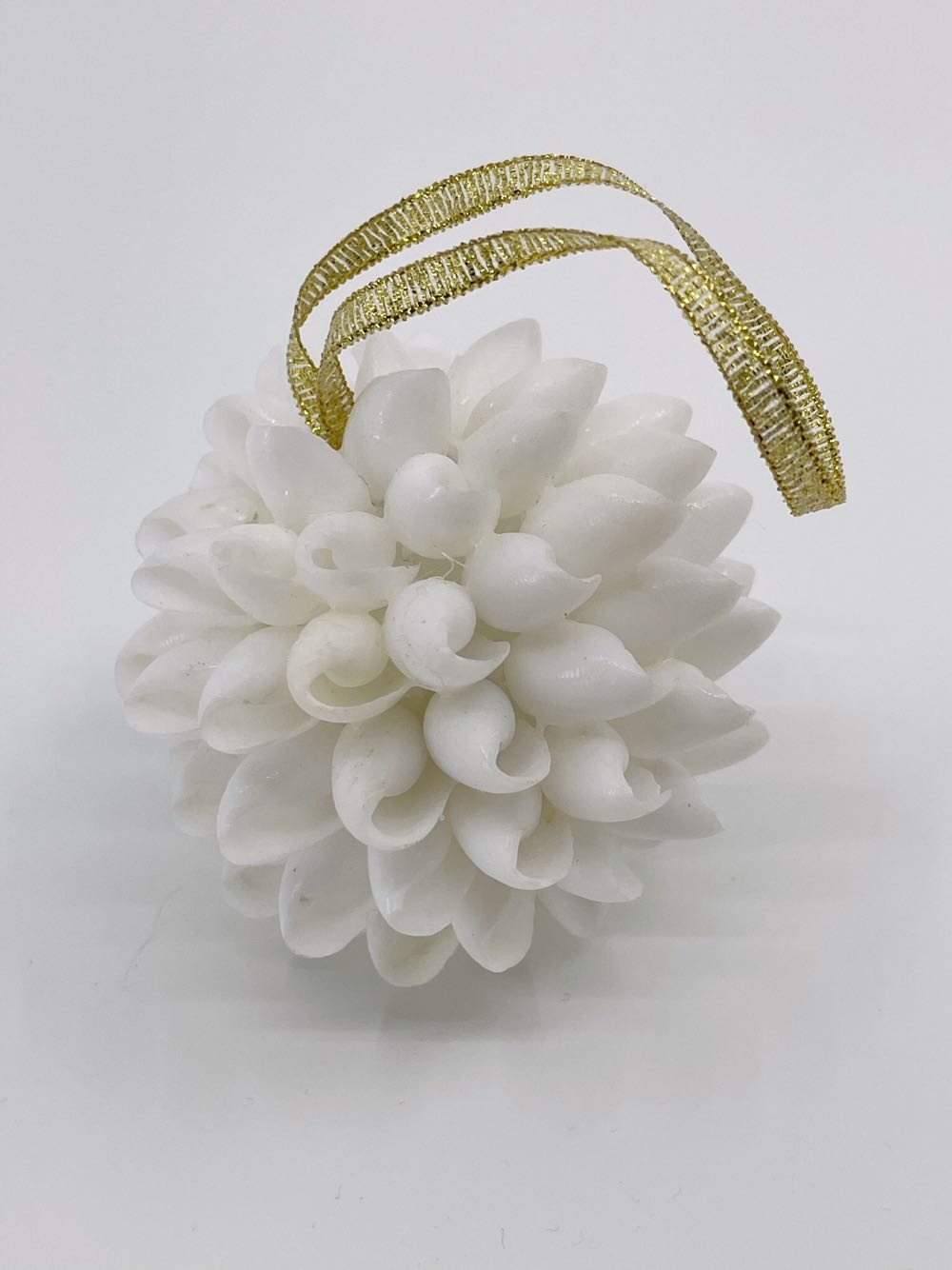 Shell Orb  ornament collectible - Main Image 1