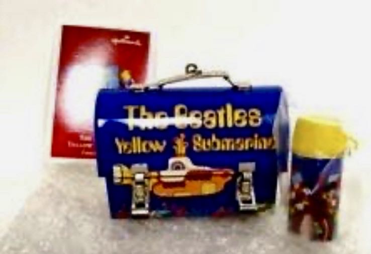 Lunch Box: The Beatles Yellow Submarine Lunch Box Set 2002 Ornament - Lunch Box Set (Yellow Submarine) ornament collectible [Barcode 015012696479] - Main Image 2