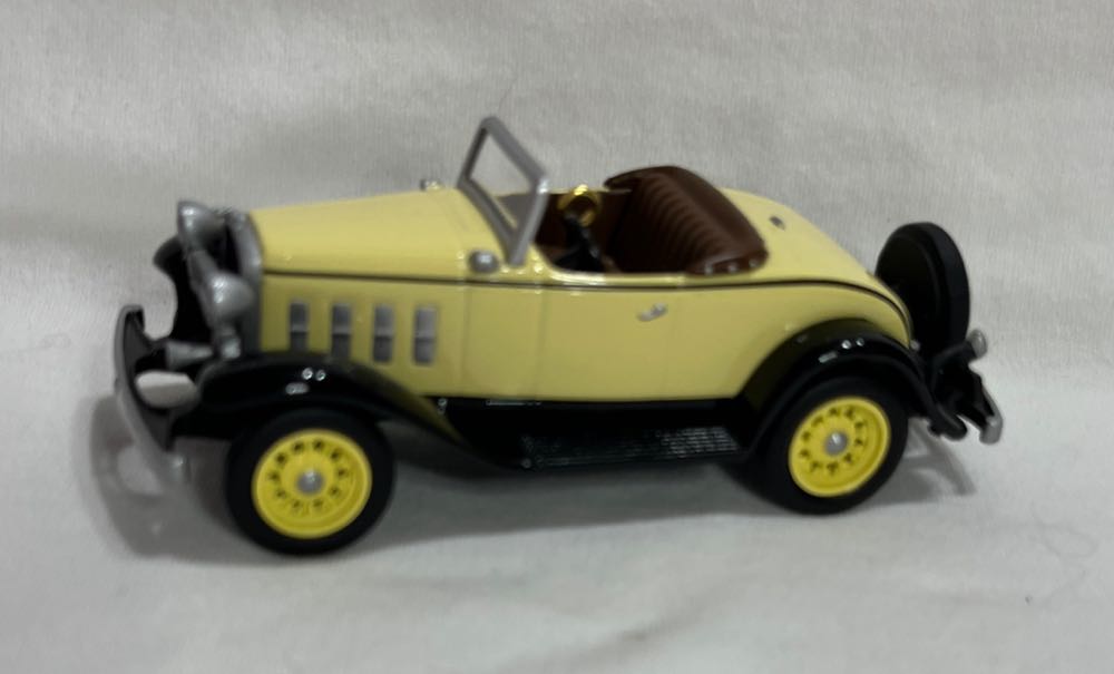 Vintage Roadsters #2 (of 5) 1999 - Vintage Roadsters (Vintage Roadsters) ornament collectible [Barcode 015012479102] - Main Image 3