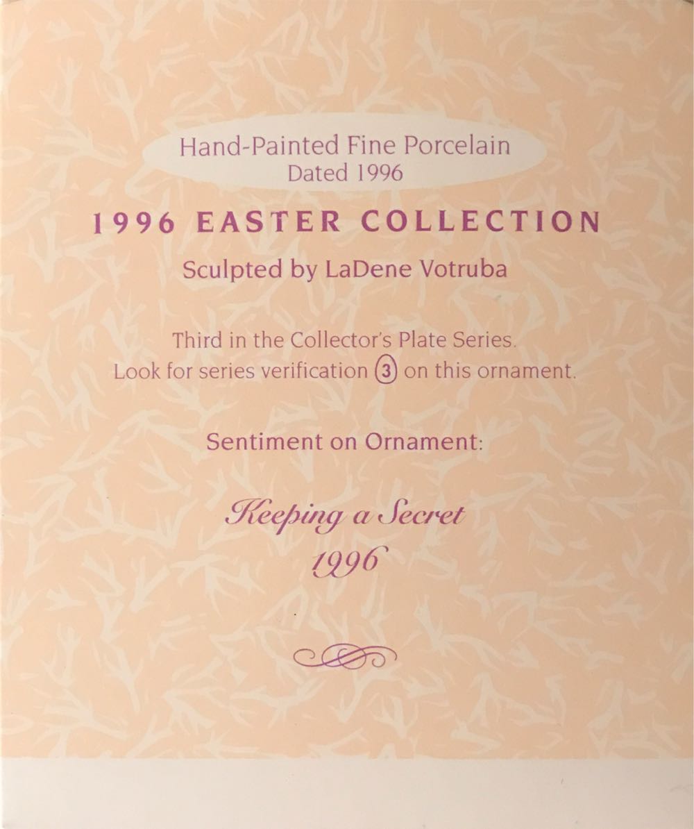 Easter Collection Collector’s Plate #3 Keeping A Secret - Collectors Series (Easter, Bunny, Egg, Basket) ornament collectible [Barcode 015012317251] - Main Image 2