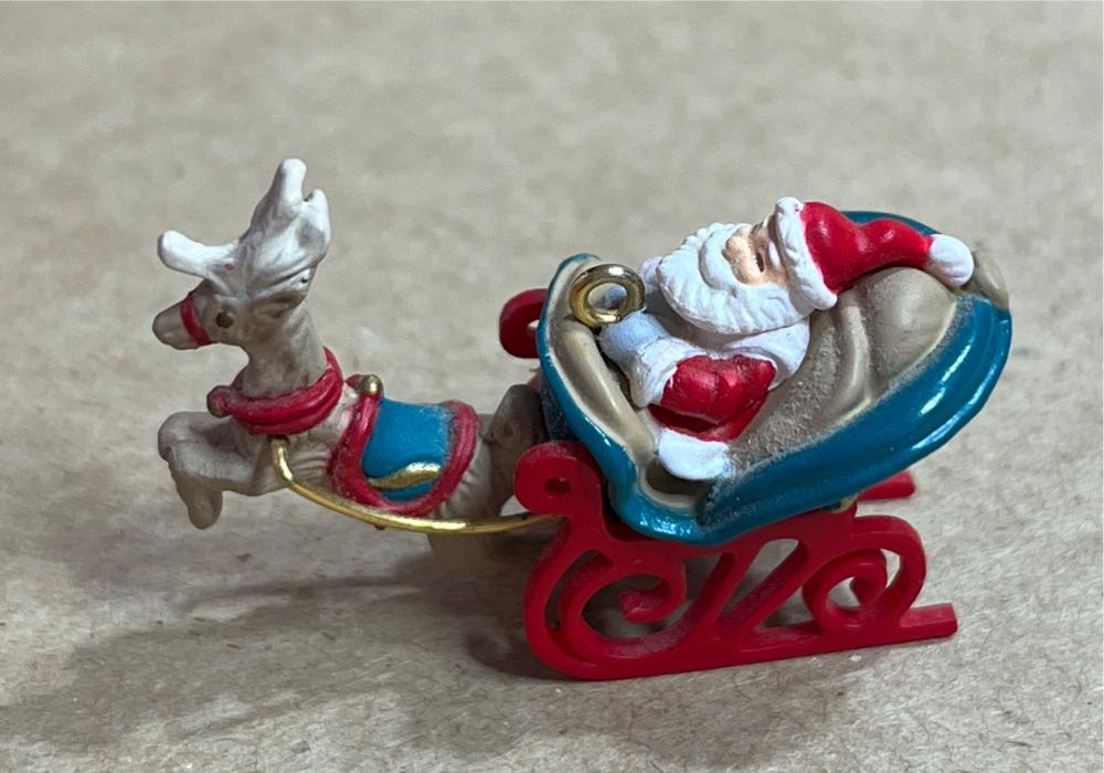 Santa’s Journey Begins - Miniature (Santa) ornament collectible [Barcode 015012569315] - Main Image 3