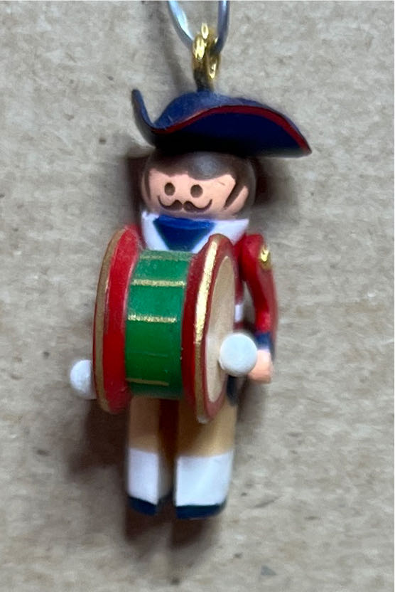 Miniature Clothespin Soldier - Clothespin Soldier (Miniature) ornament collectible [Barcode 015012292640] - Main Image 3