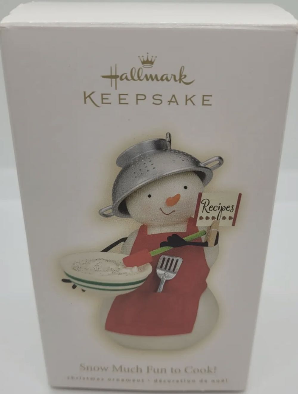 Snow Much Fun To Cook! Hallmark Ornament  (Cooking Snowman) ornament collectible [Barcode 795902087197] - Main Image 4