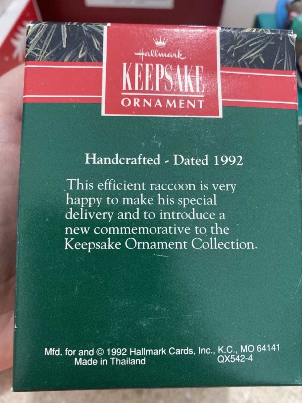 Secret Pal - Hallmark Keepsake (Woodlands) ornament collectible [Barcode 070000027437] - Main Image 2
