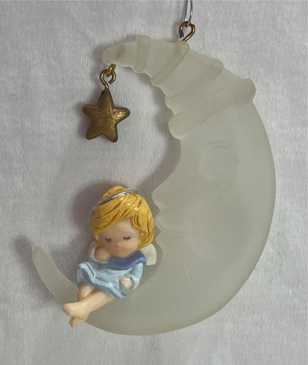 Angel A Heavenly Nap - Tree Trimmers (Angel) ornament collectible - Main Image 2