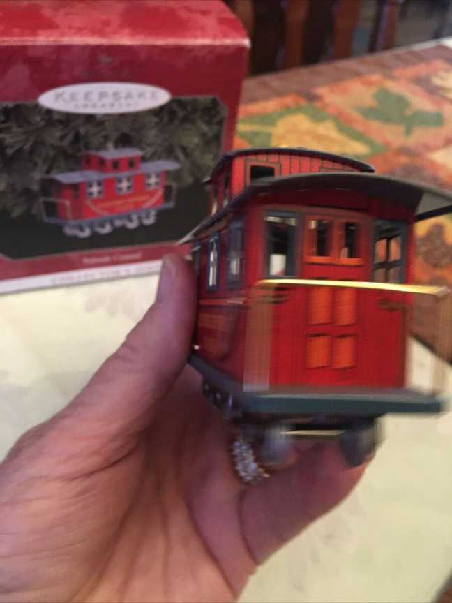 Yuletide Central - Caboose. #5                            25 Years Of Collecting Memories  1973-1998   - Yuletide Central Series (Trains, Tin) ornament collectible [Barcode 015012432176] - Main Image 4