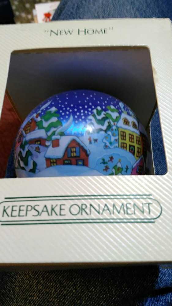 New Home - 1982  ornament collectible - Main Image 2